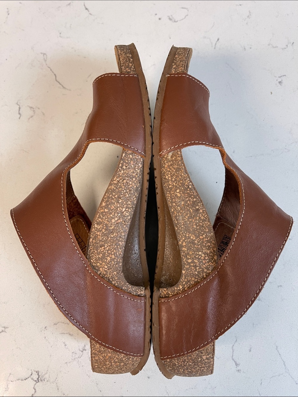 Taos Footwear Womens Loop Sandal Brandy Brown Colored Leather Upper Size Euro 38 - Picture 7 of 17